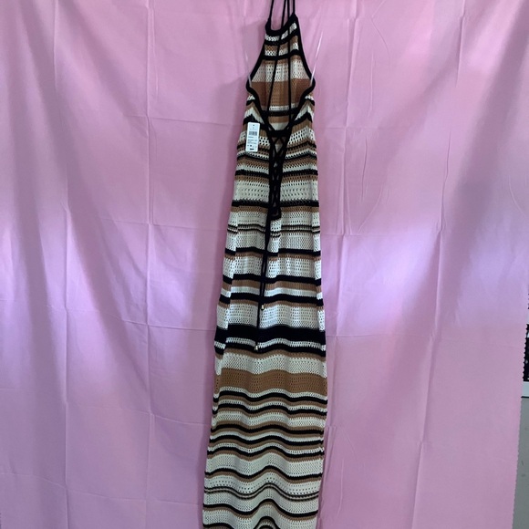 Striped Halter Maxi Dress - Picture 2 of 4